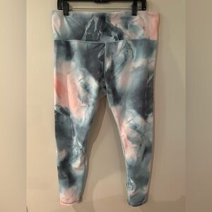 5/$25!! Athleta Tie-Dye Leggings